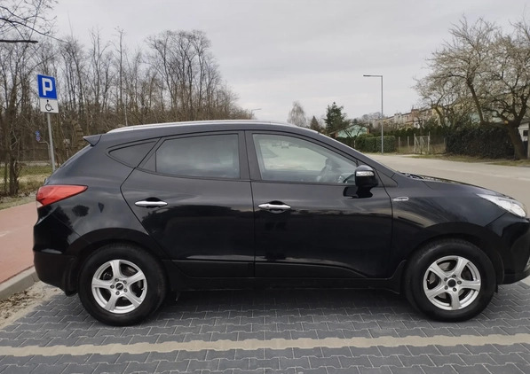 Hyundai ix35 cena 44800 przebieg: 148666, rok produkcji 2013 z Rawicz małe 254